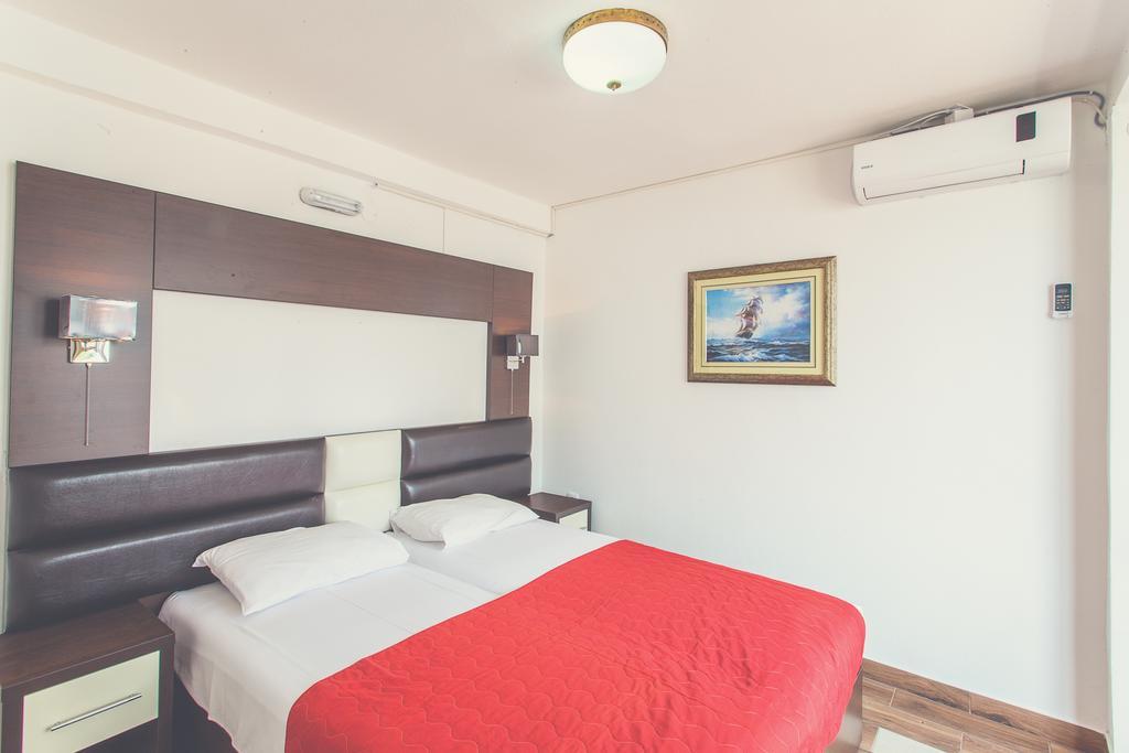 David Apartments And Rooms Dobra Voda Dış mekan fotoğraf